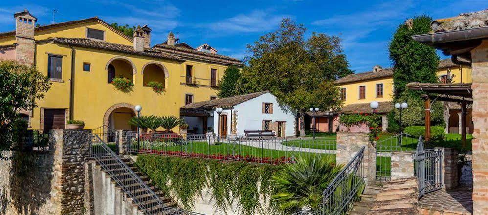 Corte Dei Tini Villa Vomano ภายนอก รูปภาพ