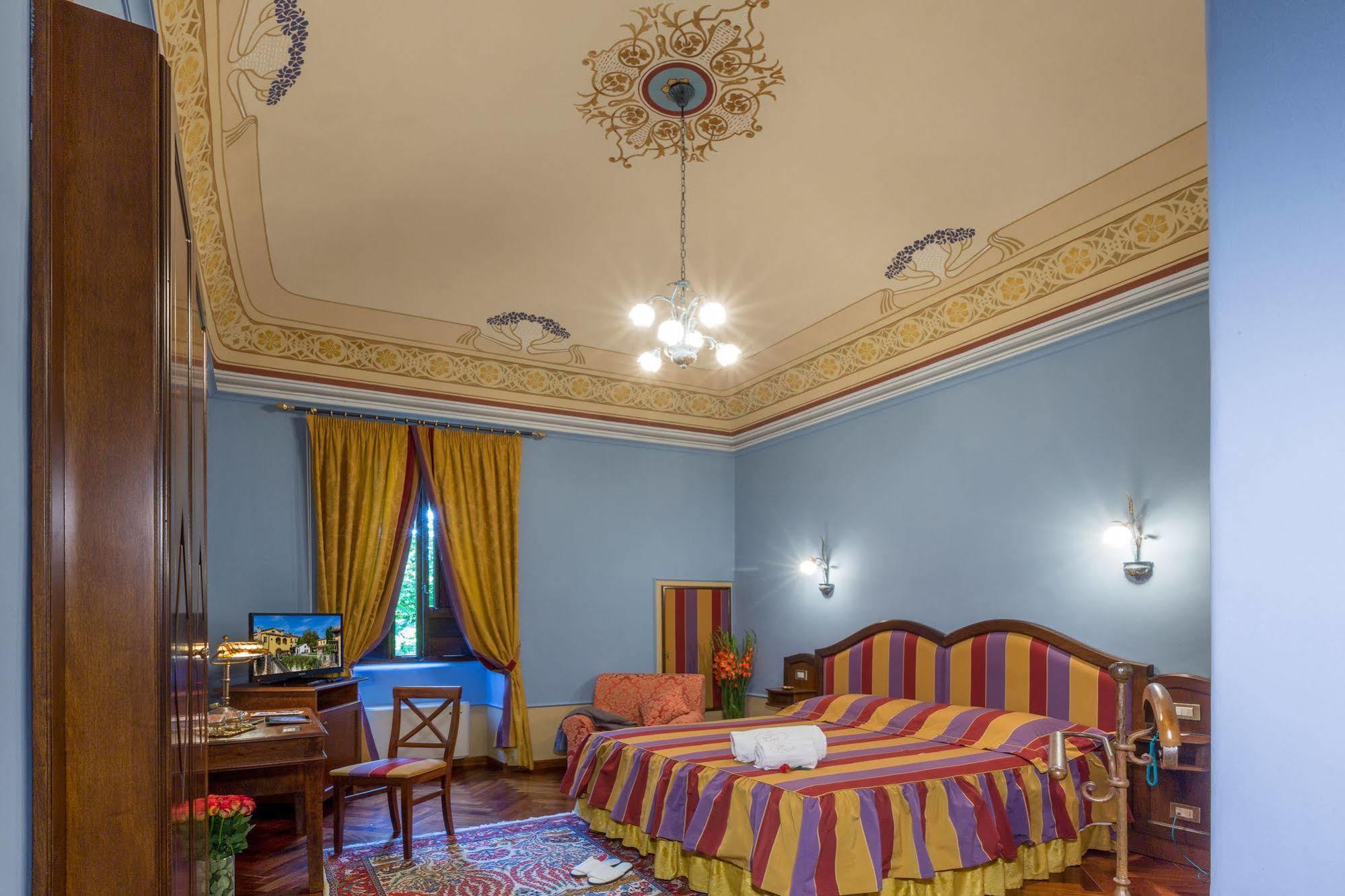 Corte Dei Tini Villa Vomano ภายนอก รูปภาพ