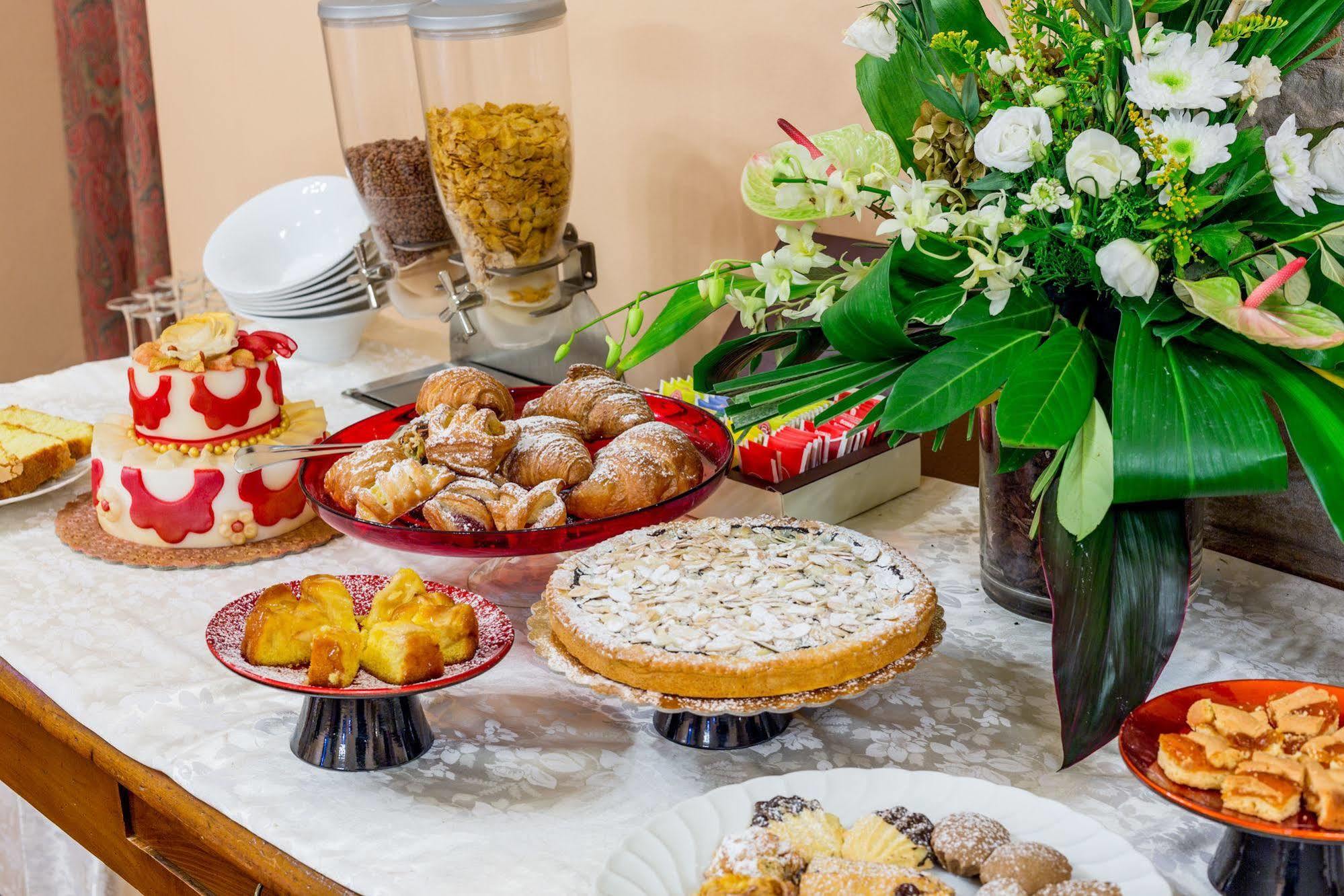Corte Dei Tini Villa Vomano ภายนอก รูปภาพ