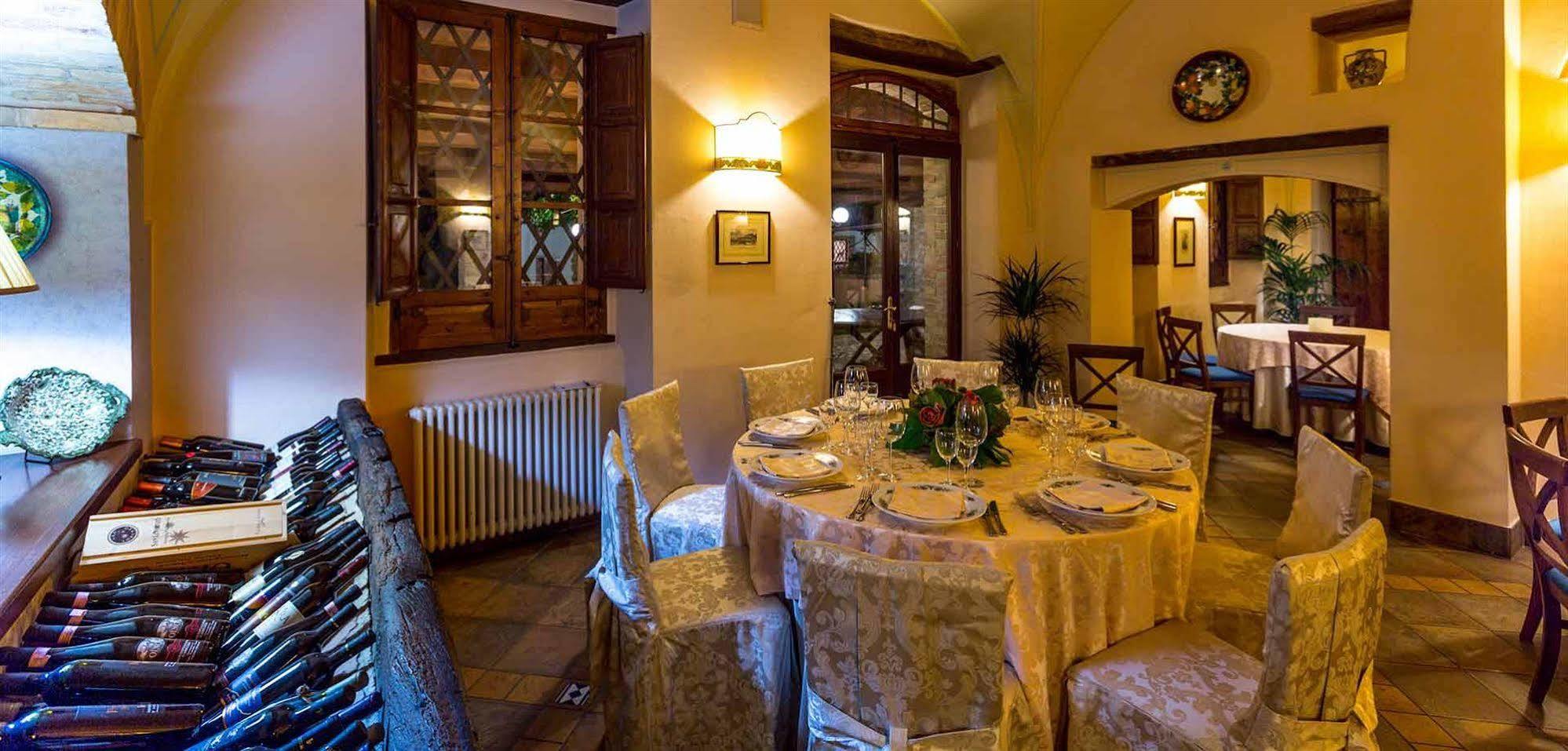 Corte Dei Tini Villa Vomano ภายนอก รูปภาพ